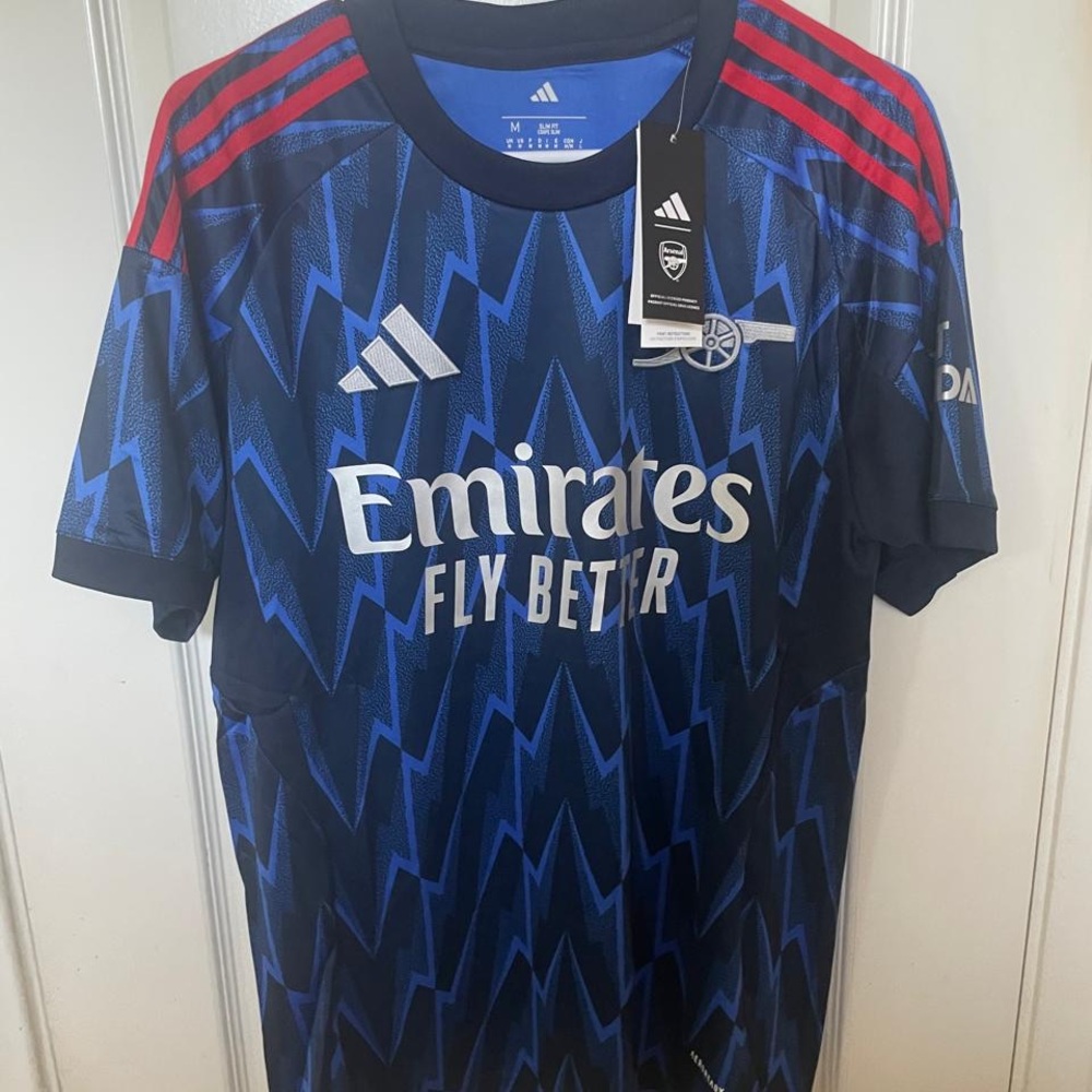 Arsenal 2025-26 Away Fans Soccer Jersey size M